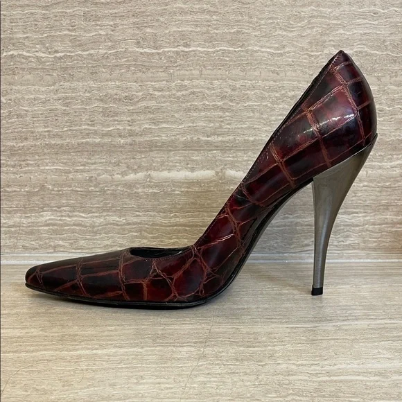 Stuart Weitzman UGC size 9 Dark Red Croc-Patterned Heels stiletto vintage - Picture 2 of 14